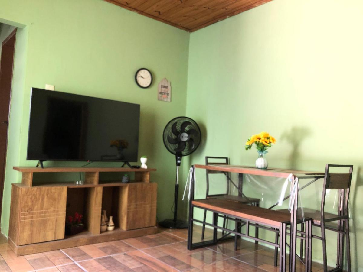 Casa De Ferias Bh Villa Belo Horizonte Dış mekan fotoğraf